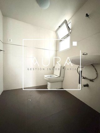 Oficina en venta en Centro en Huelva