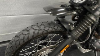 Triumph Scrambler 900 Negra