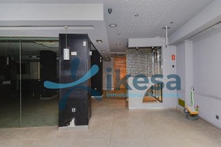Local comercial en venta en Ciudad Jardín - Tagarete - El Zapillo en Almería