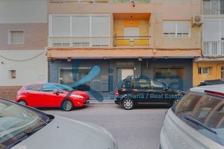 Local comercial en venta en Ciudad Jardín - Tagarete - El Zapillo en Almería