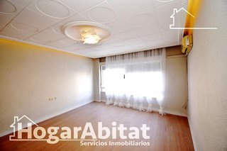Piso en venta en Piscinas en Villarreal