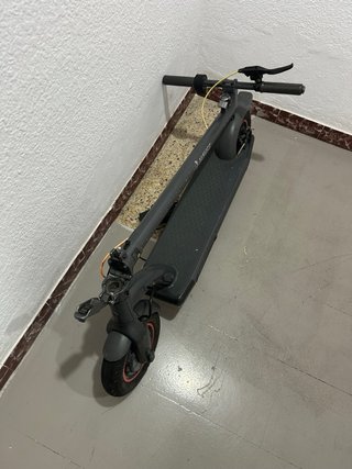Patinete eléctrico Navee 25 km/h