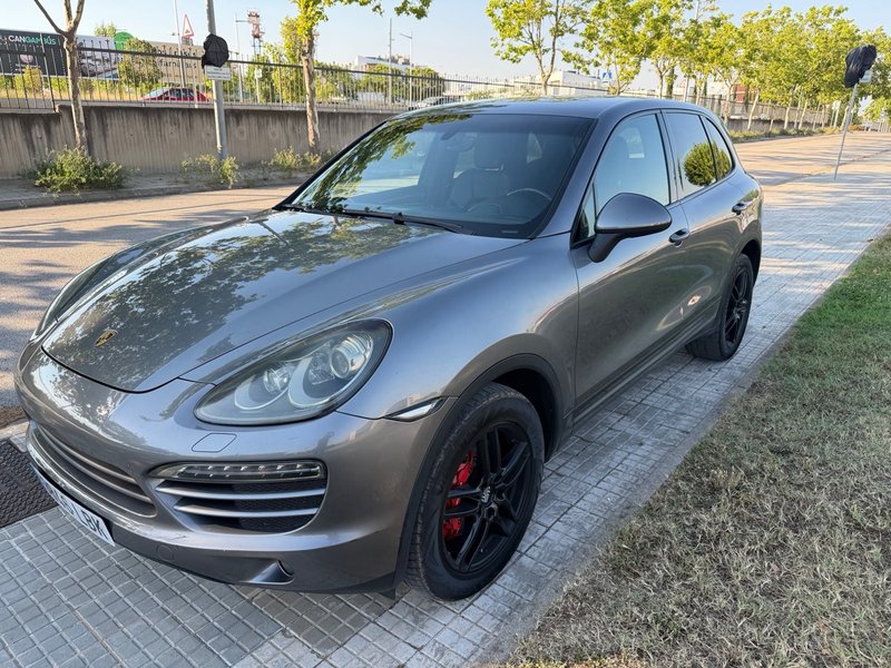 Porsche Cayenne 2011
