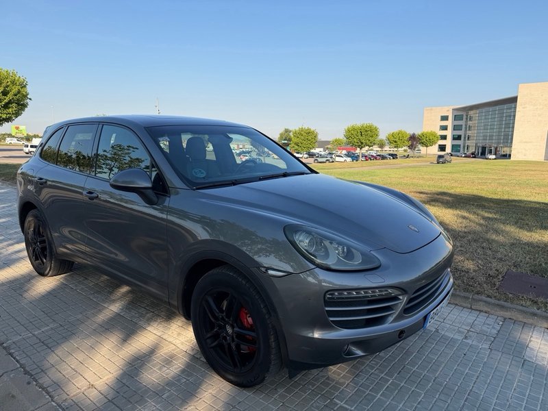 Porsche Cayenne 2011, foto 4