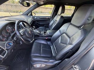 Porsche Cayenne 2011