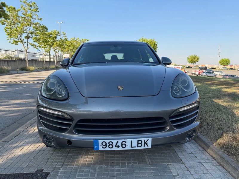 Porsche Cayenne 2011, foto 3