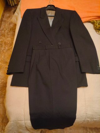 Traje de boda negro