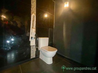 Local comercial en alquiler en La Dreta de l'Eixample en Barcelona