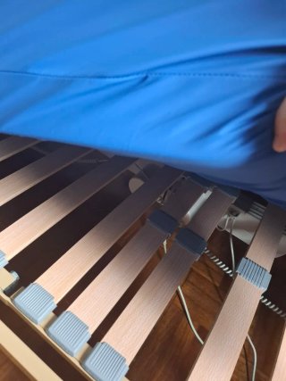 Cama articulada de madera