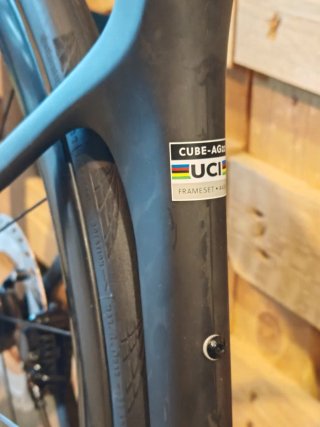 Cube Agree Pro Human Cycles