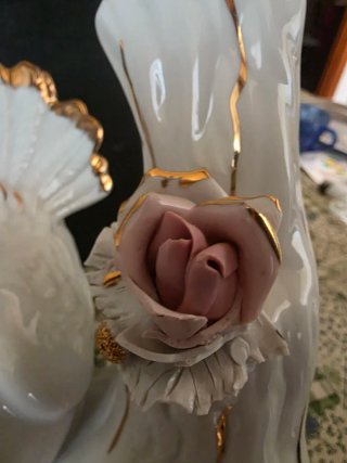 Figura porcelana vintage de palomas Miguel Requena