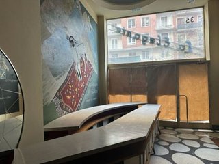 Local comercial en alquiler en Ensanche en Pamplona
