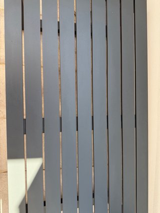 Mesa de jardín metálica gris de buena calidad