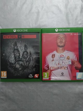 Evolve Xbox One + FIFA 20 Regalo