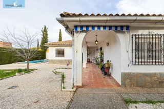 Chalet en venta en Otura