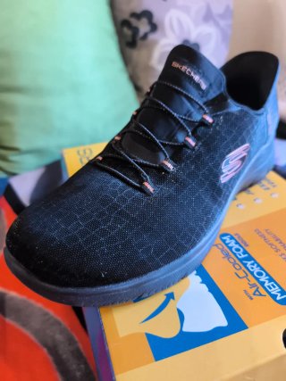 Zapatillas Skechers Slip-ins Negras Rosas