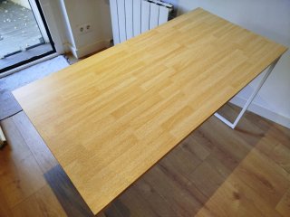 Mesa escritorio madera roble y metal blanco