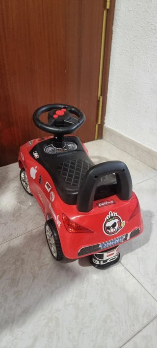 Coche correpasillos BMW para niños rojo
