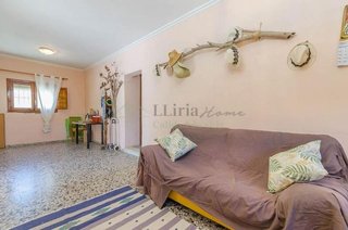 Chalet en venta en Urbanizaciones en Llíria