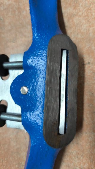 Cepillo para madera BASTEN N°4