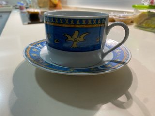 Taza y platillo azul y dorado Cantidad 5