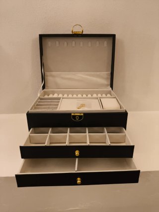 Portagioie grande nero con dettagli oro