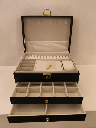 Portagioie grande nero con dettagli oro
