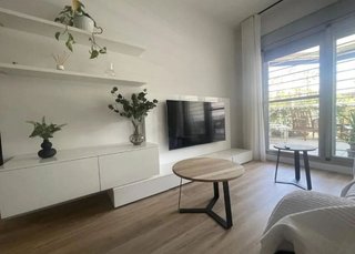 Piso en venta en San Luis en Almería