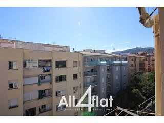 Ático en alquiler en Vallcarca i els Penitents en Barcelona