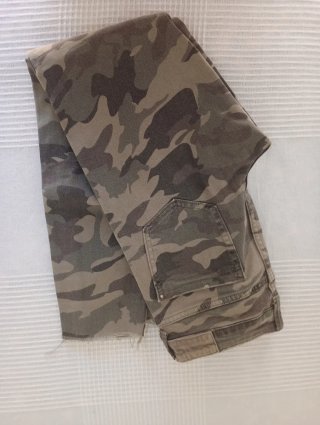 Pantalones Zara Camuflaje Talla 34