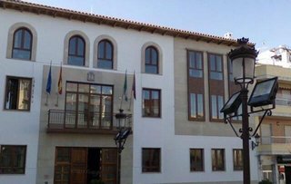 Casa adosada en venta en Torre del Campo