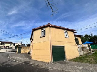 Chalet en venta en Castrelos - Sardoma en Vigo