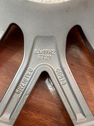 Llantas 19” y Neumáticos Maserati Grecale