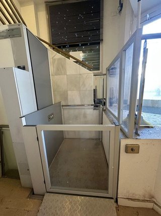 Local comercial en venta en El Antiguo en San Sebastián-Donostia