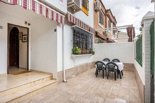 Casa adosada en venta en Montequinto en Dos Hermanas