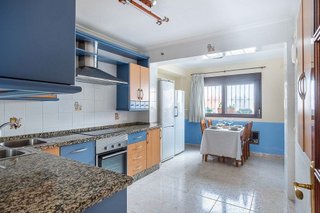 Casa adosada en venta en Montequinto en Dos Hermanas