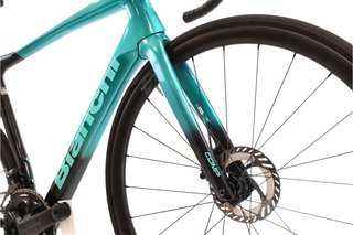 Bicicleta Bianchi Specialissima Comp Di2 12V t.58 Reacondicionada