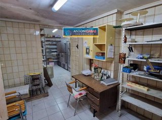 Local comercial en venta en Novelda
