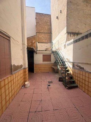 Local comercial en venta en Novelda
