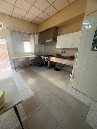 Local comercial en venta en Novelda