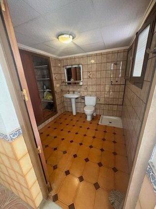 Local comercial en venta en Novelda