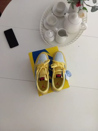 Nike Jordan 1 Travis Scott Azul Amarillo