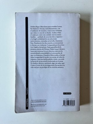 Libro lectura Nada.