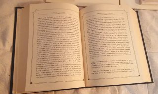 Libro y Figuras Bronce Don Quijote y Sancho Panza