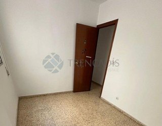 Piso en venta en La Paz en Villena