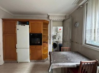 Piso en venta en As Lagoas en Ourense