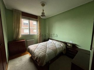 Piso en venta en As Lagoas en Ourense