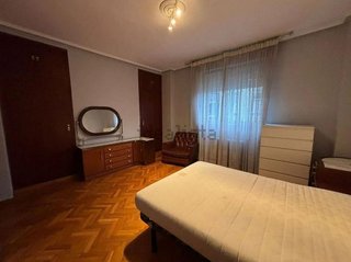 Piso en venta en As Lagoas en Ourense