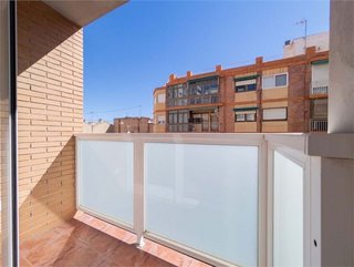 Piso en venta en Carolinas Altas en Alicante