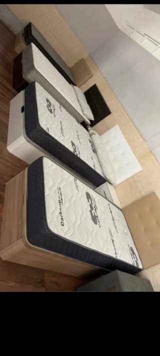 Canapés individuales nuevos